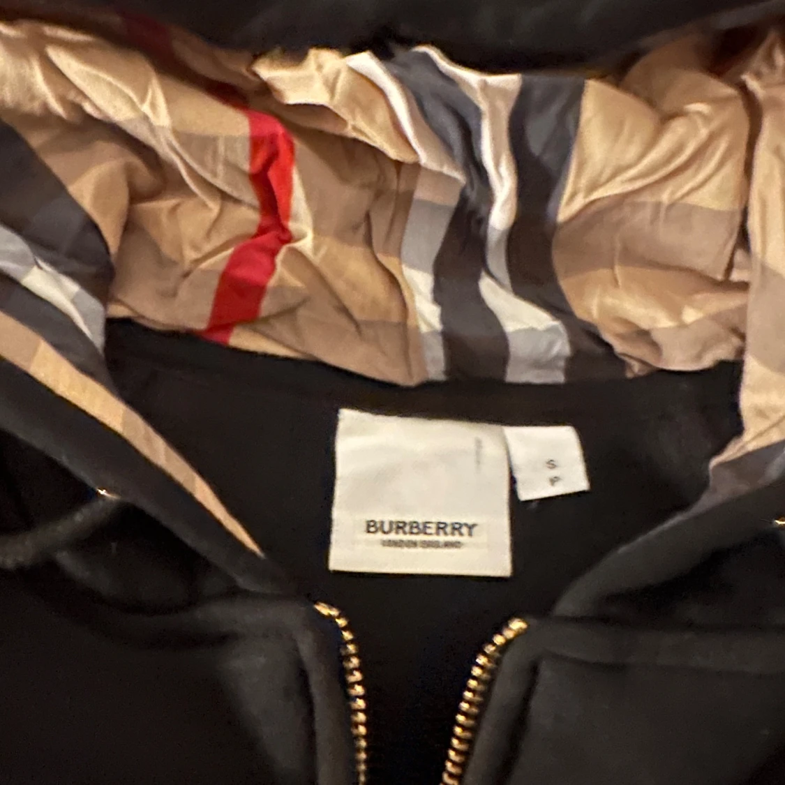Svart Burberry hoodie  - 2