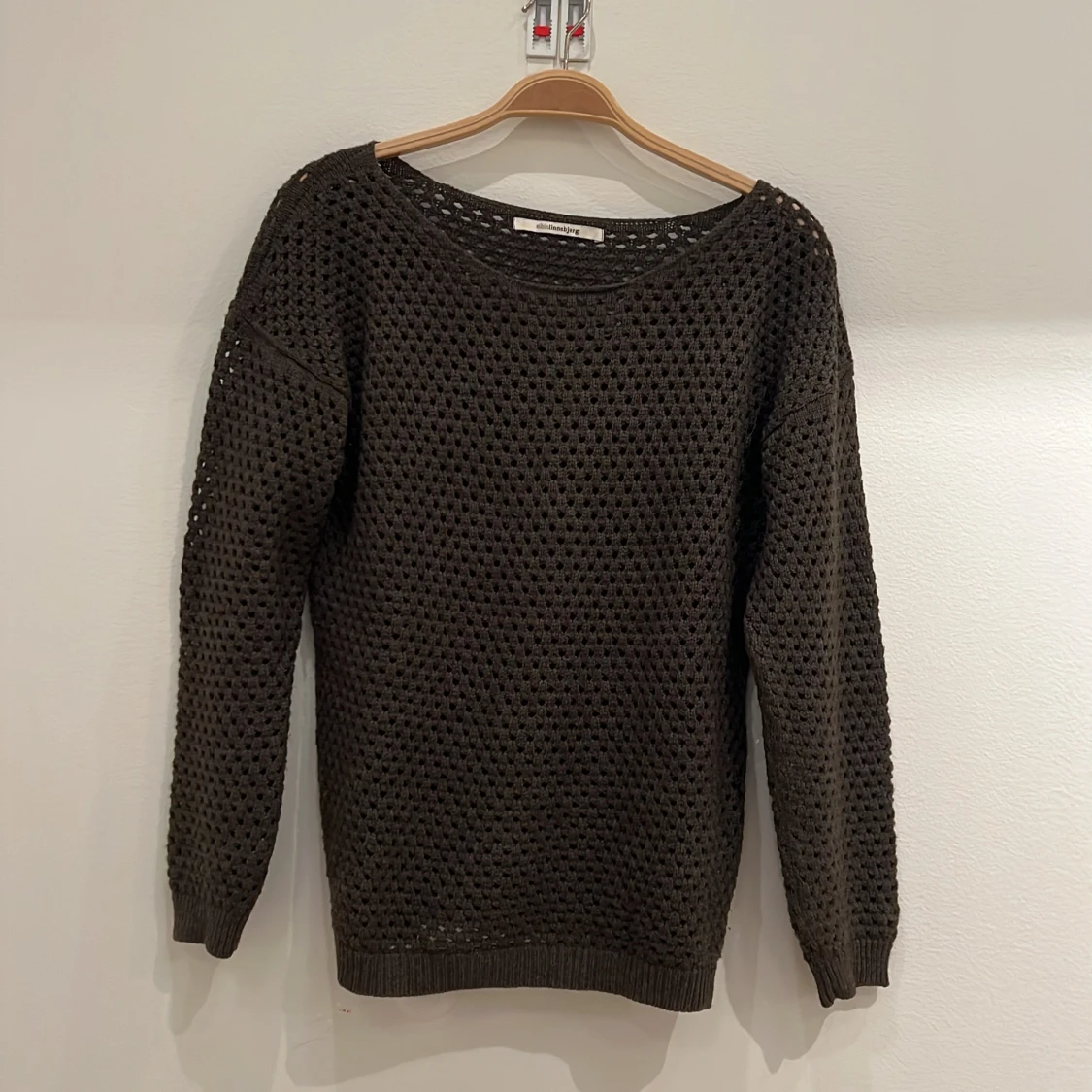 Stickad tröja Sibinlinnebjerg - 1