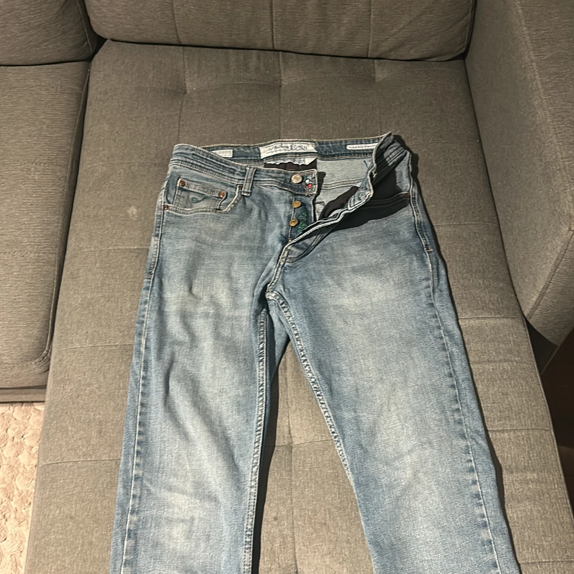 Ljusblå jeans Type 688 från Jacob Cohen