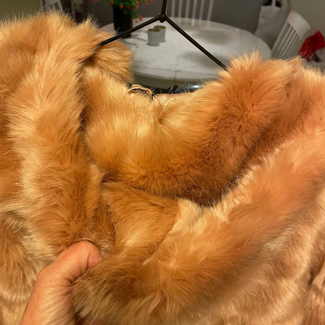 Rosa  pälsjacka med huva från d.brand - 2