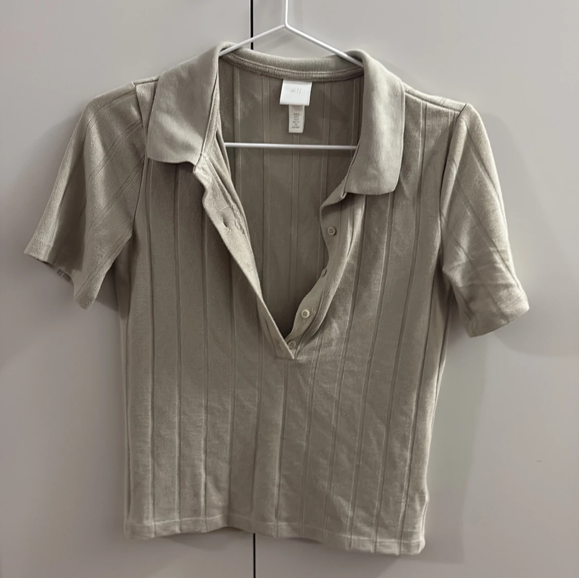 Beige ribbad topp från H&M
