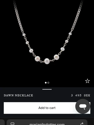 Maria Nilsdotter halsband  - Ett super fint halsband med pärlor och silverkedja från Maria Nilsdotter som aldrig kommit till användning. 