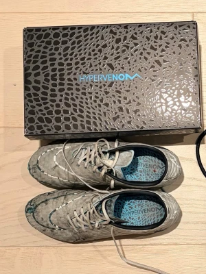 Nike Hypervenom Phantom fotbollsskor - Använda phantom hydra, skicka gärna pris förslag!!