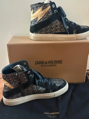Zadig & Voltaire skor - As snygga skor ny pris är ca 3000