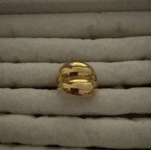 Guldfärgad rostfritt ring  - Justerbar 