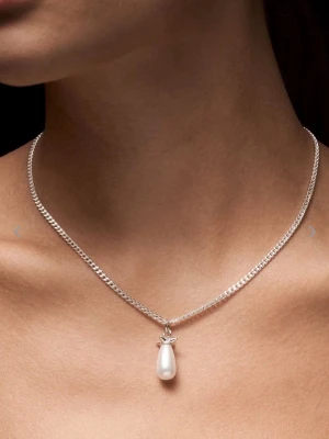 Maria Nilsdotter halsband - Jättefint halsband från maria nilsdotter. Sparsamt använt och i bra skick! !!BYTER ENDAST!!