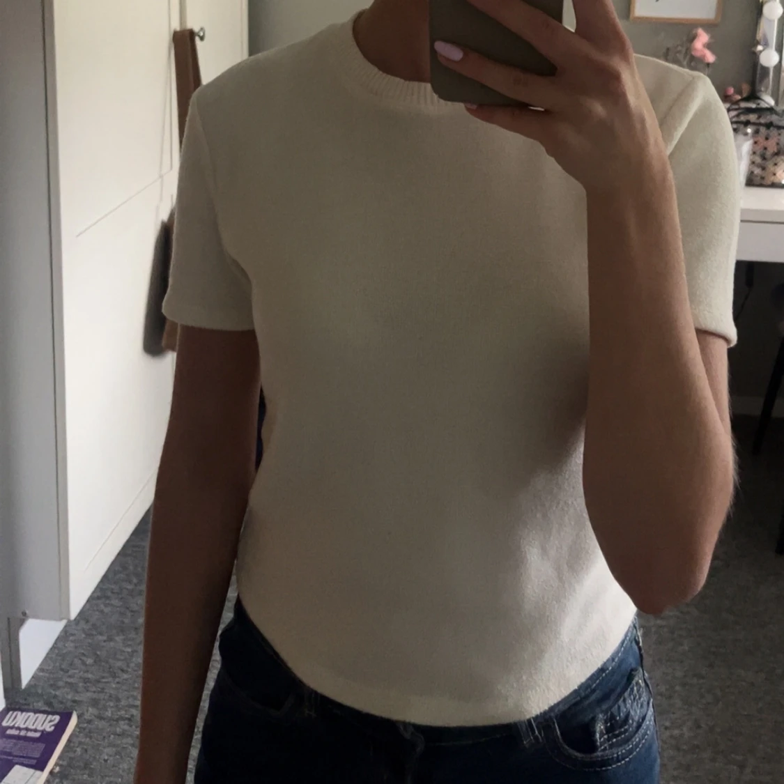 Vit stickad T-shirt  - 1