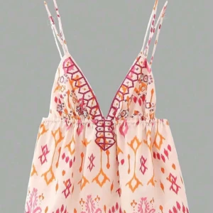 Mönstrad topp - Superfin mönstrad topp perfekt för sommarn och utekvällar. Säljer för att den var för stor på mig men i helt nyskick💗nypris 179kr