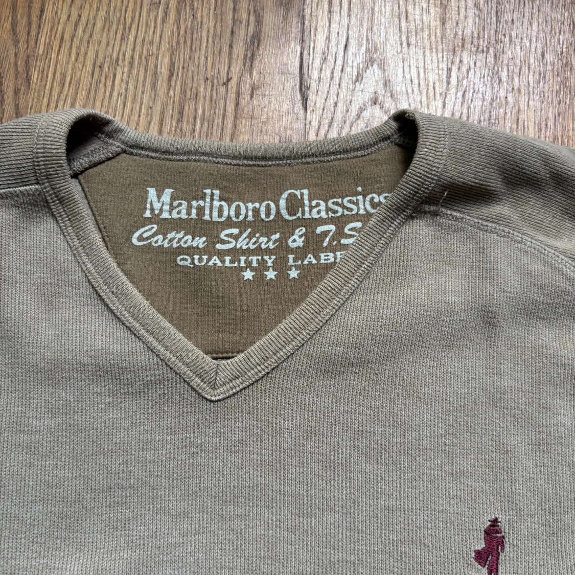 Beige v-ringad tröja Marlboro Classics - 3