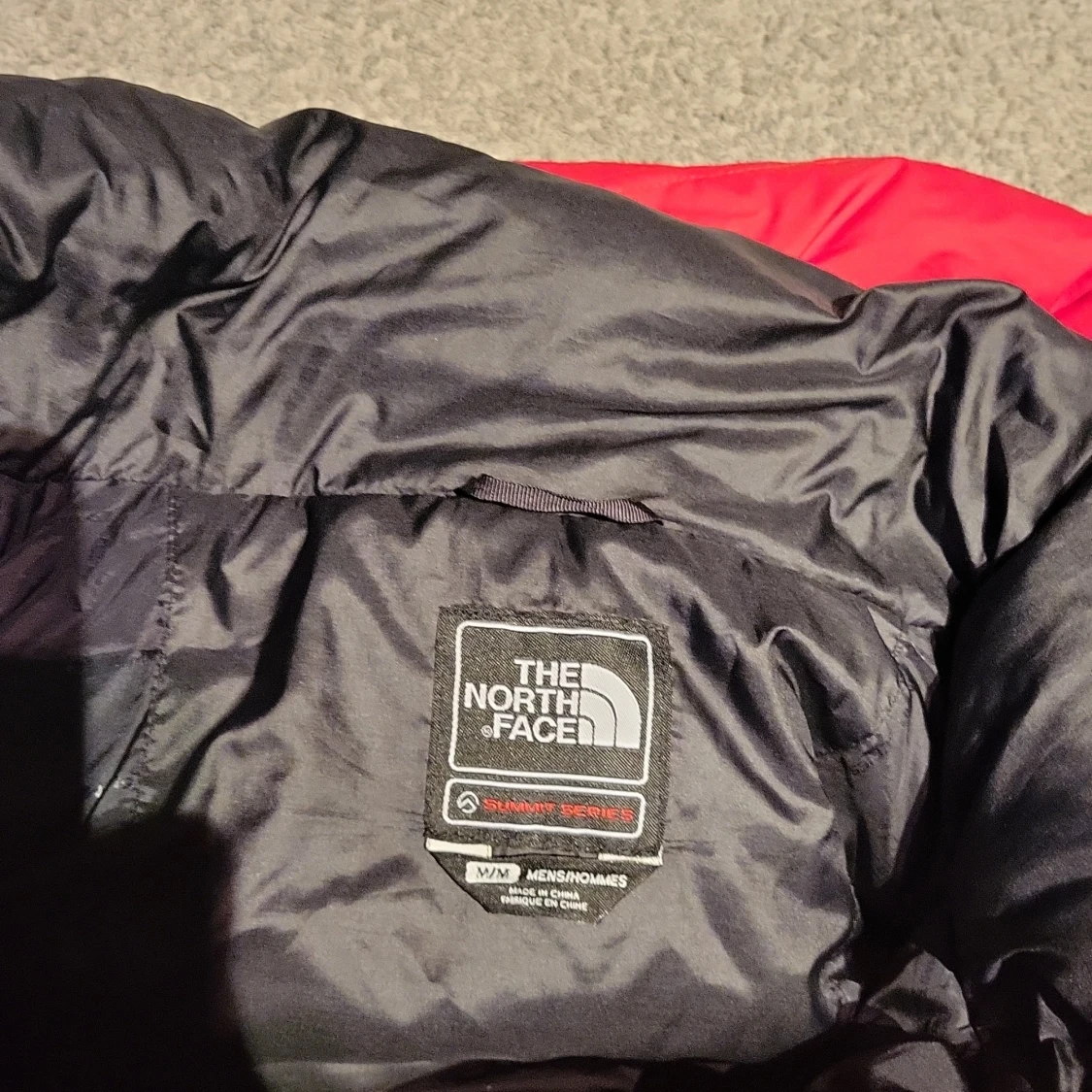 Röd dunjacka The North Face Summit - 2