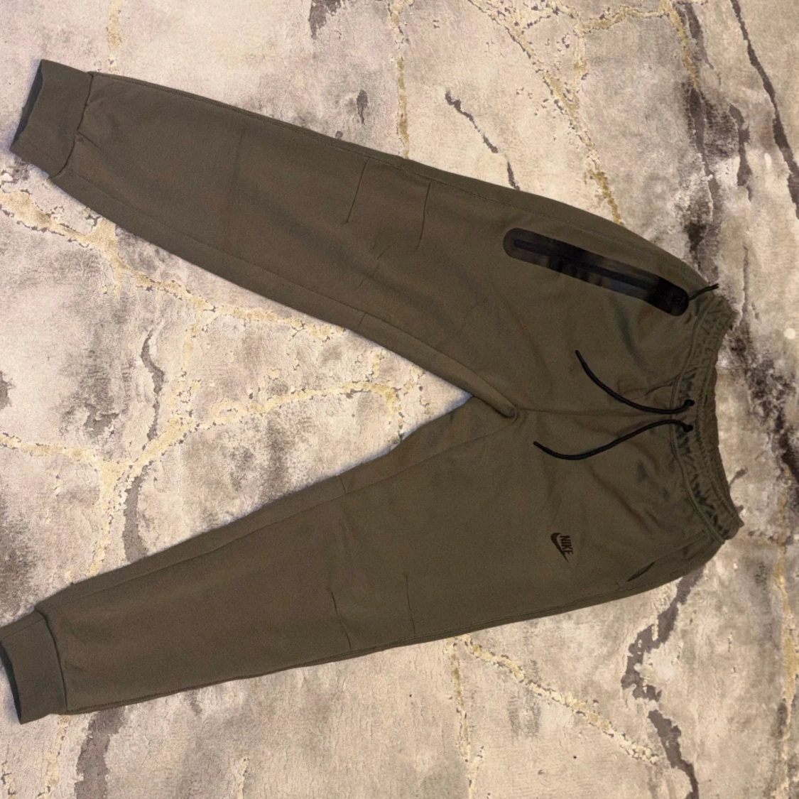 Nike tech Mörk Grön - 1