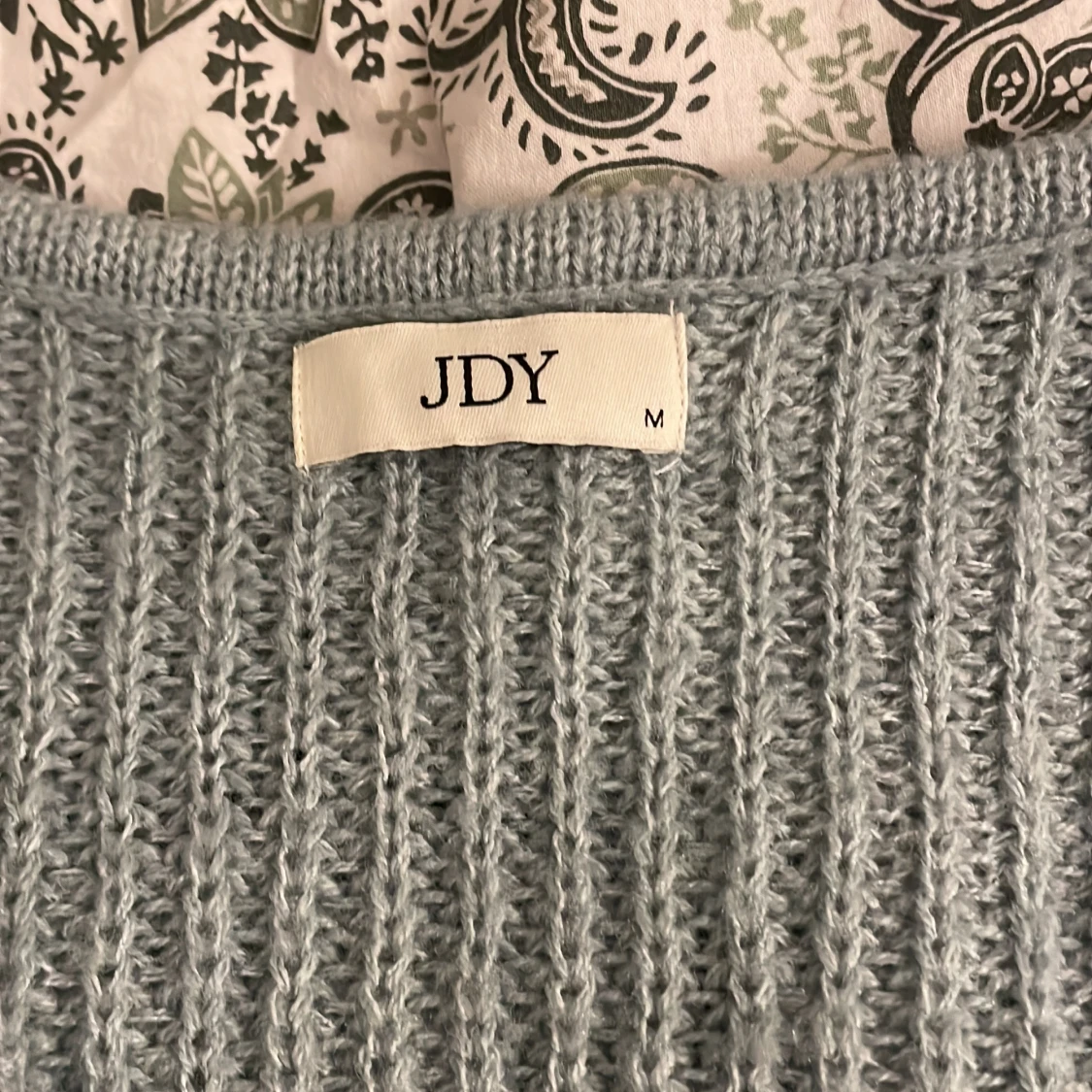 Ljusblå stickad tröja från JDY - 1