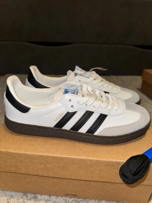 Adidas samba - Adidas samba original. Helt oanvända och nya. Säljer pga flytt. 