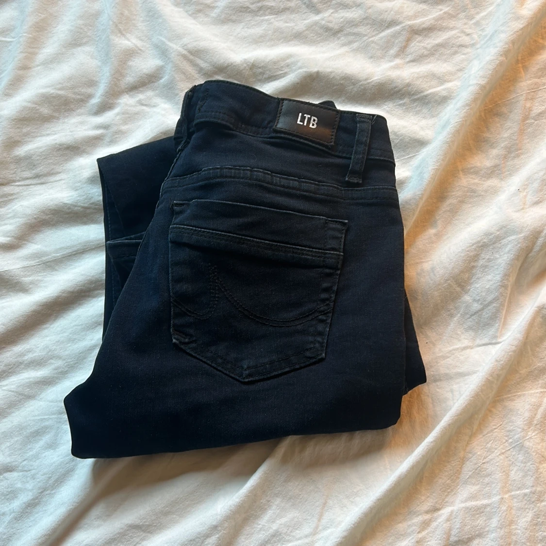 Svarta LTB jeans  - 3