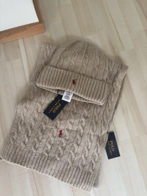 Mössa halsduk - Mössa halsduk