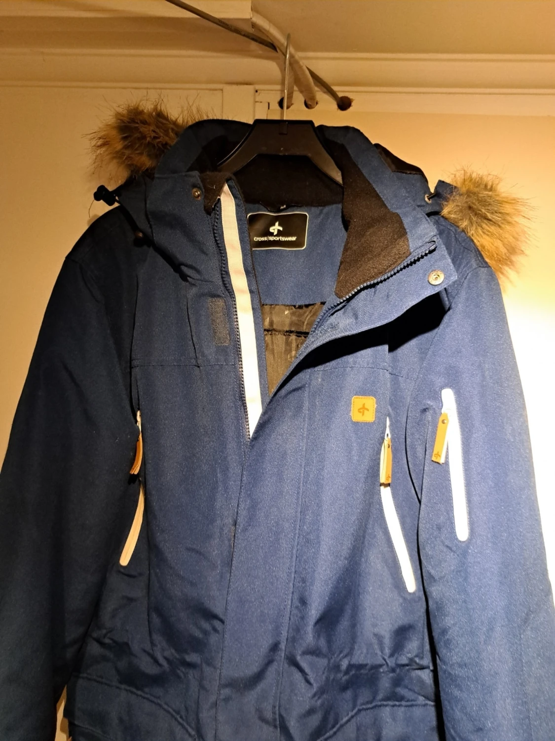 Blå vindjacka från Cross Sportswear