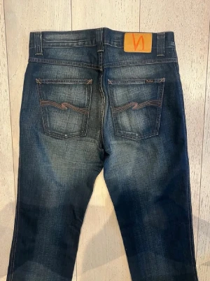 Nudie jeans - Skick: 9/10 | modell: slim Jim | sitter straight fit 