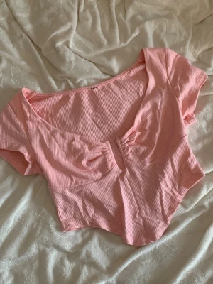 topp - i storlek S använt endast en gång