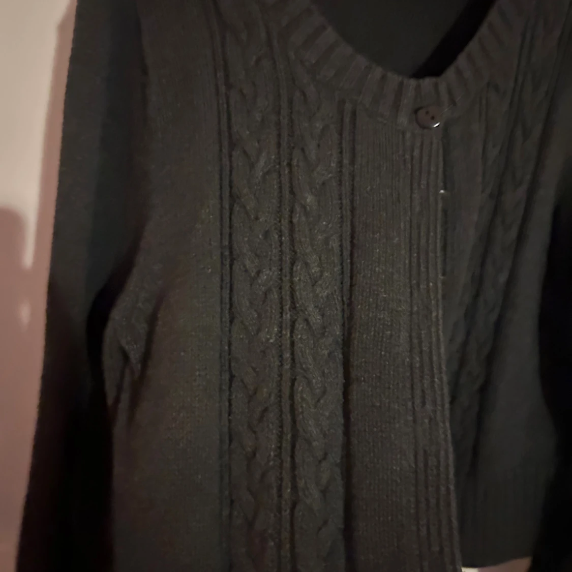 grå stickad kofta från Gianni - 1