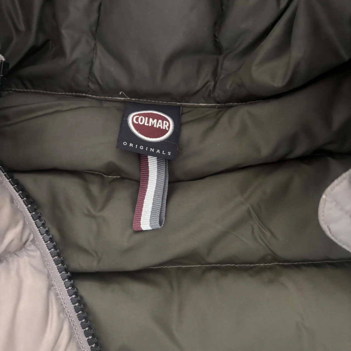 Beige pufferjacka från Colmar - 1