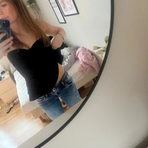 Ltb jeans - Ett par lågmidjade ltb jeans i storlek 27/30, jag är 165 cl lång, dem funkar på mig men en anings korta. Inga defekter🥰