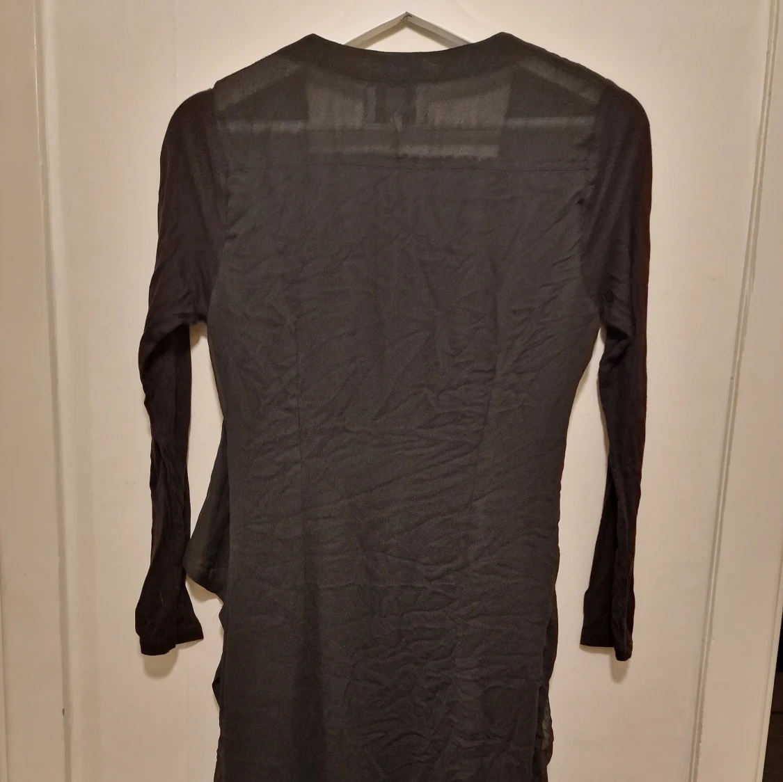 Svart lång kofta från Capri Collection - 2