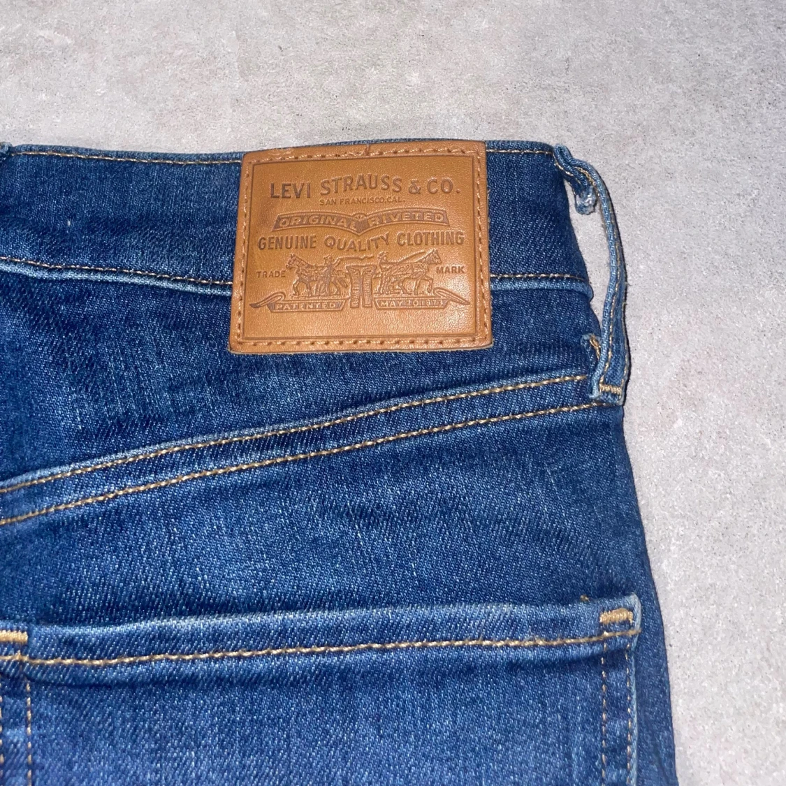 Levi's Mile High Super Skinny Jeans - 3