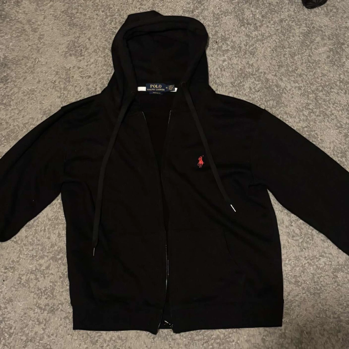 Svart hoodie från Polo Ralph Lauren