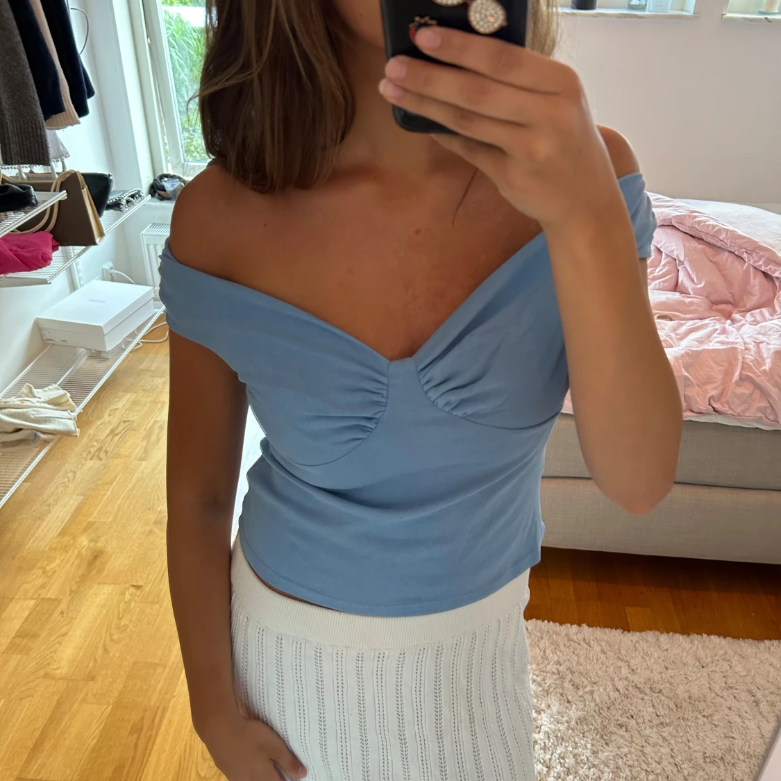 Ljusblå offshoulder croppad topp - 1