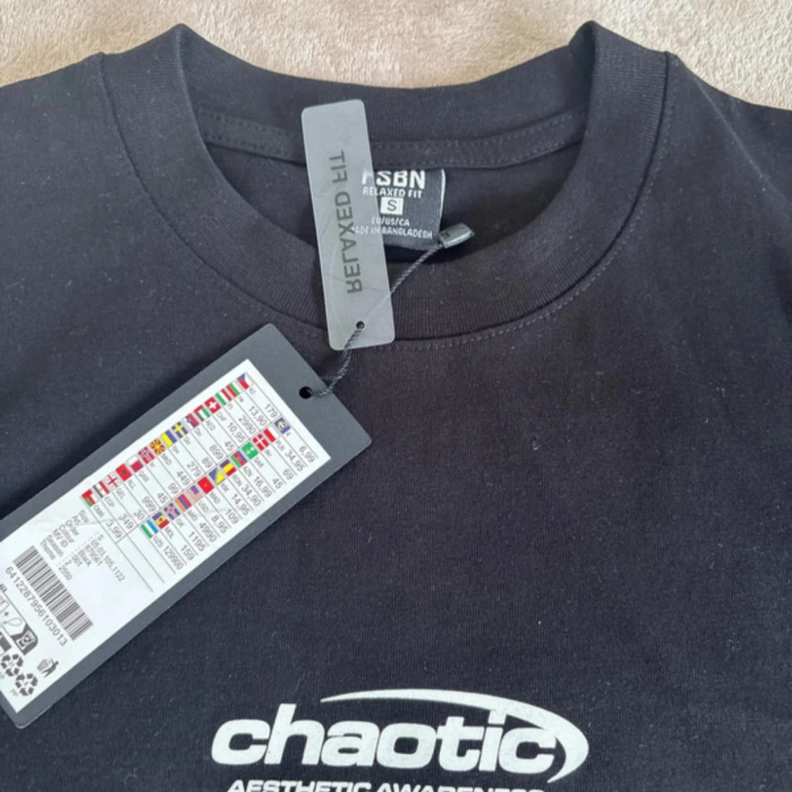 Svart Chaotic t-shirt relaxed fit - 2