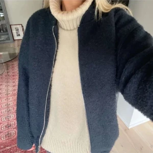 Zara jacka - Höst jacka i marin blått, inga defekter 