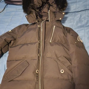 Moose knuckle 3q - Jacka i storlek S knappt använd en vinter. Köpt förra vintern