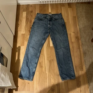 Zara regular fit  - Bra skick