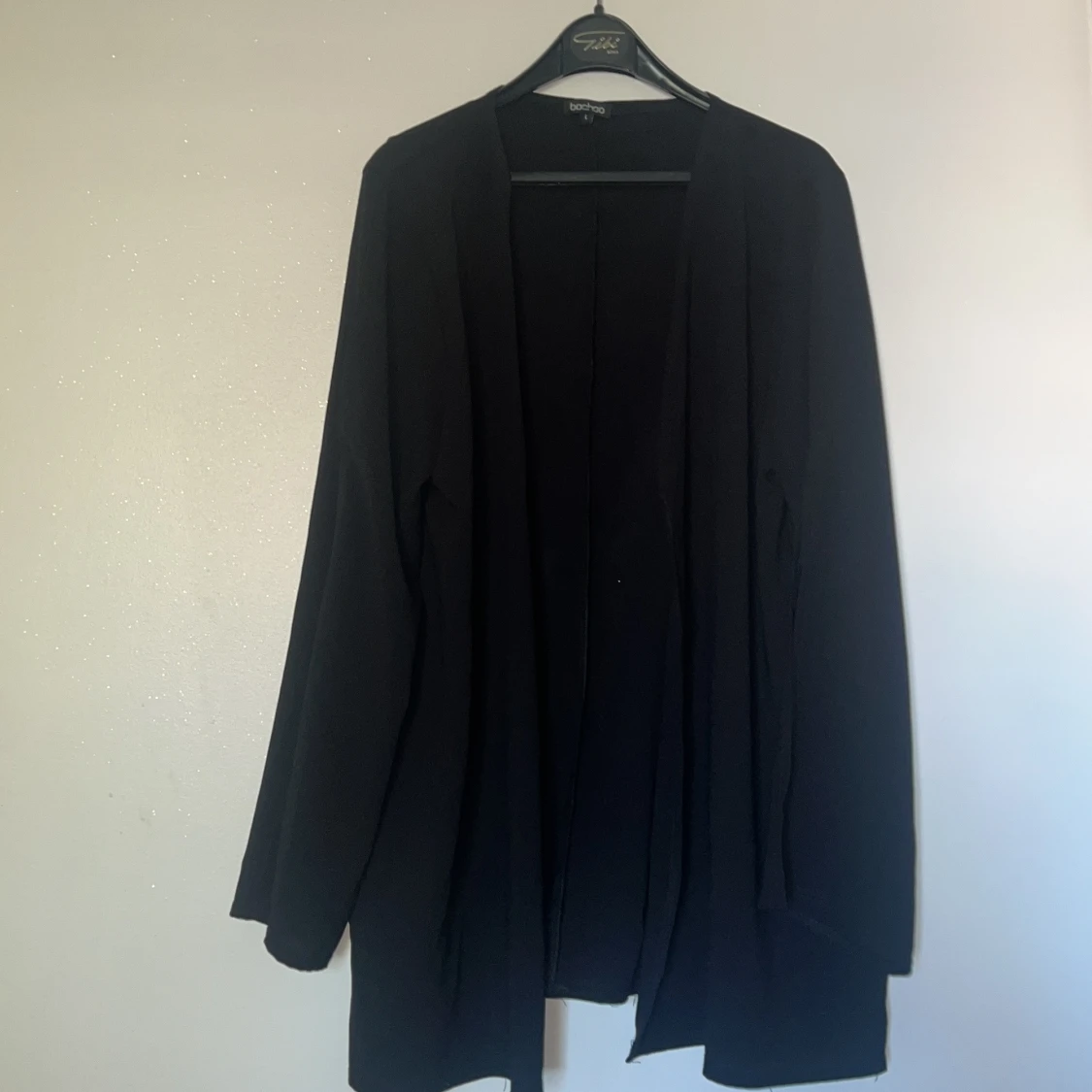 Från Booho Storlek L även passar bra M Svart , aldrig använd  - 91