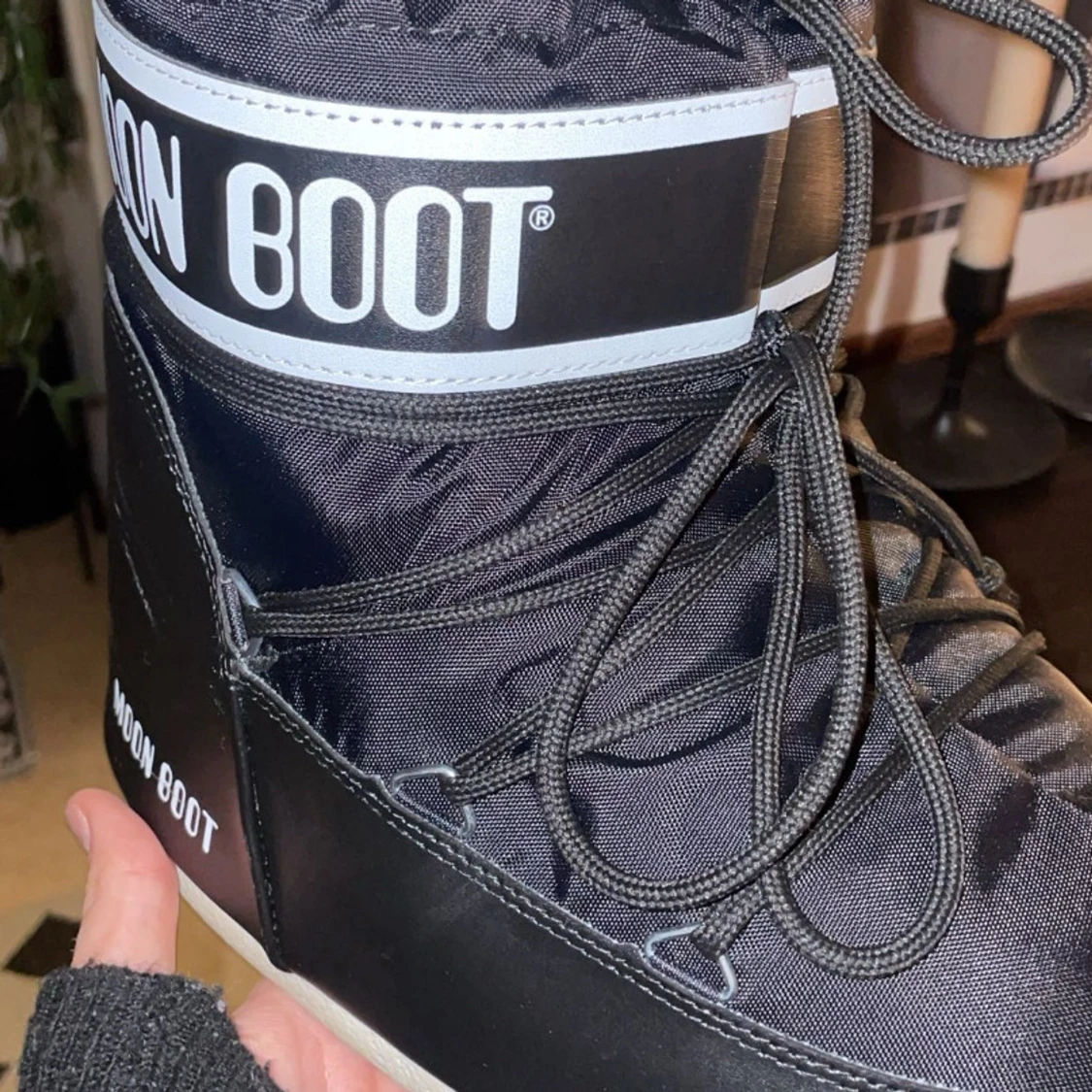 Svarta Moon Boots med snörning - 90