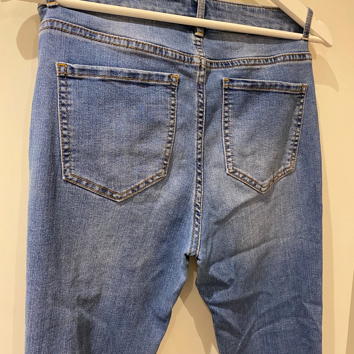Blå bootcut jeans - 90