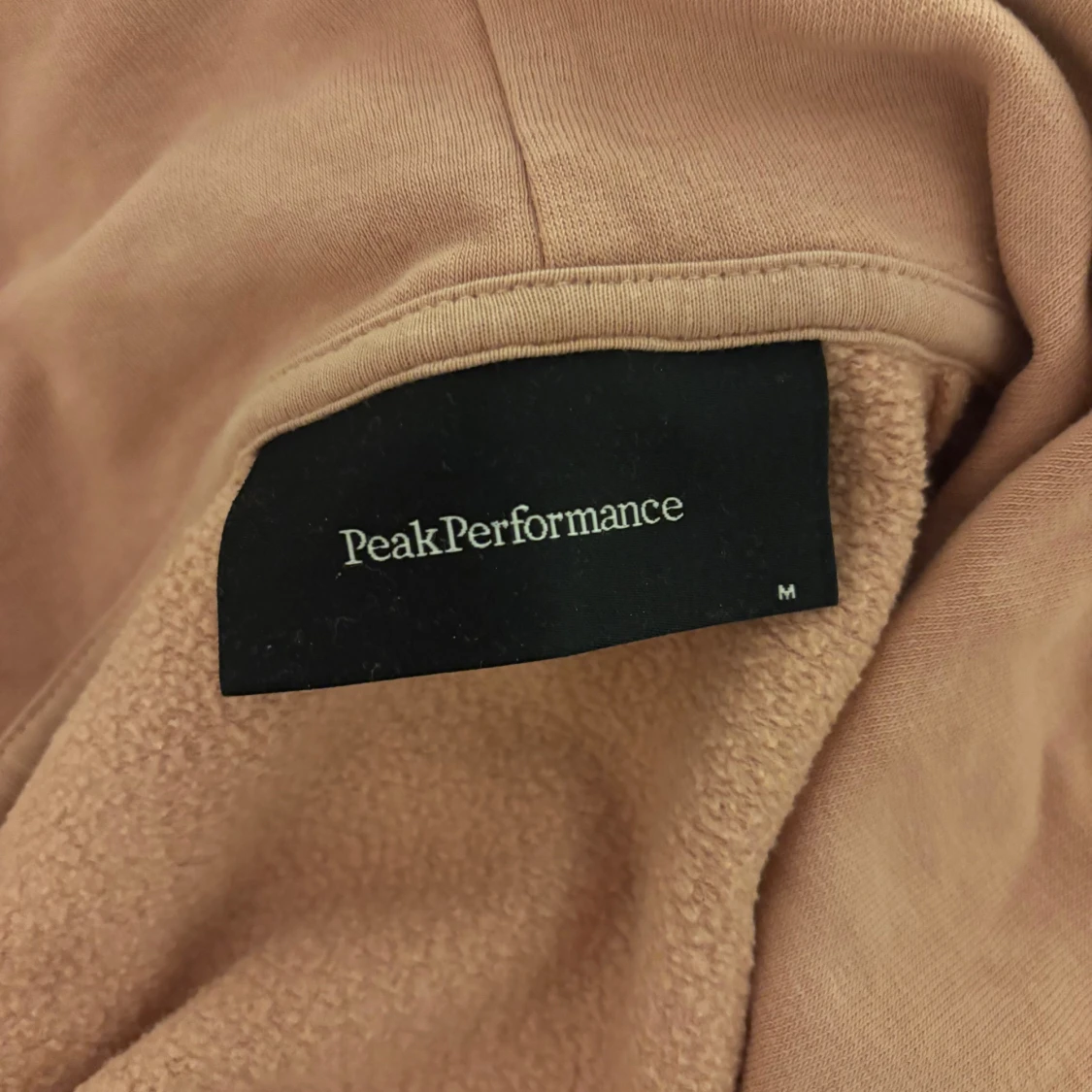 Hoodie från PeakPerformans - 92