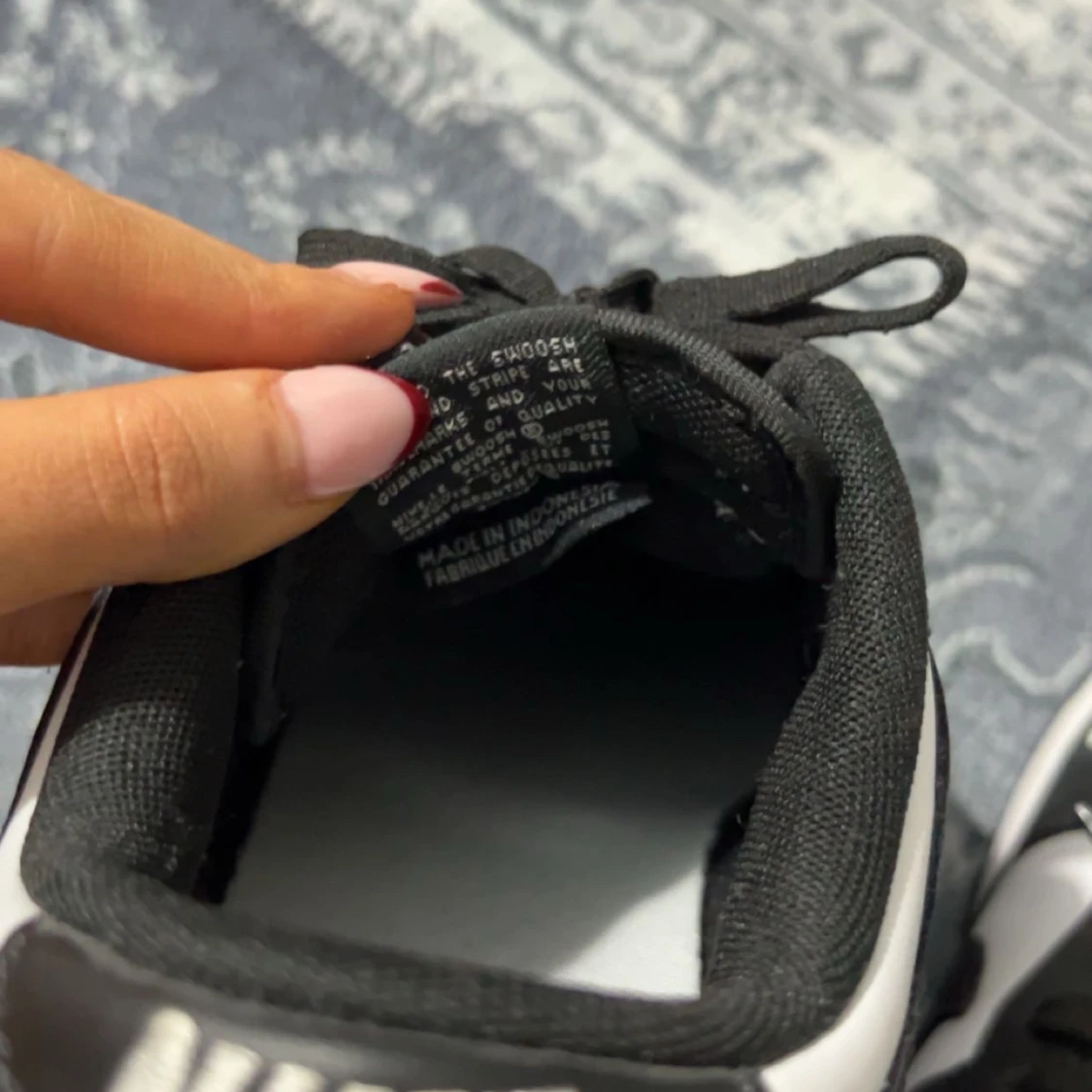 Nike Dunk i svart och vitt - 92