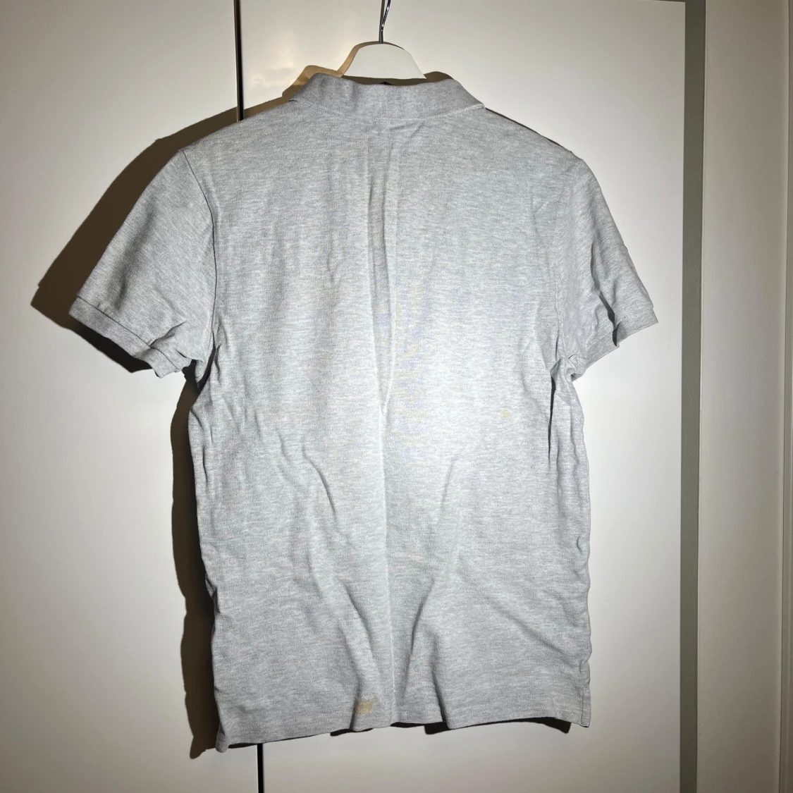 Grå pikétröja från Morris R. Club - 92