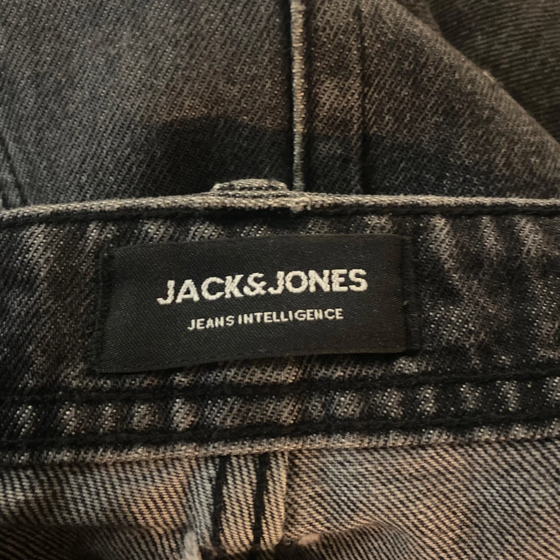 Grå jeans från Jack & Jones - 91