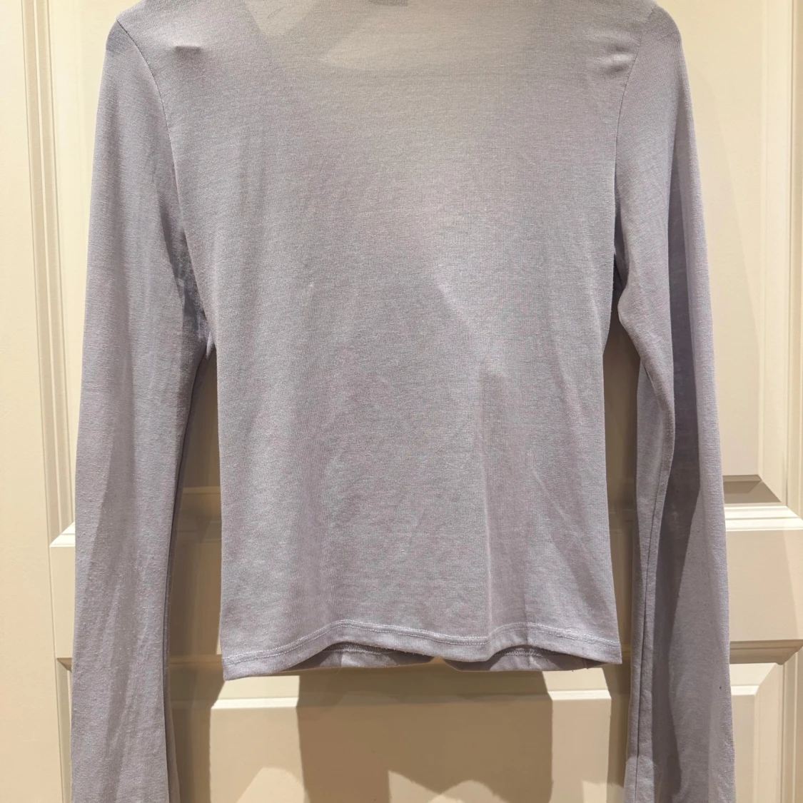 Tie top ifrån Gina tricot  - 92