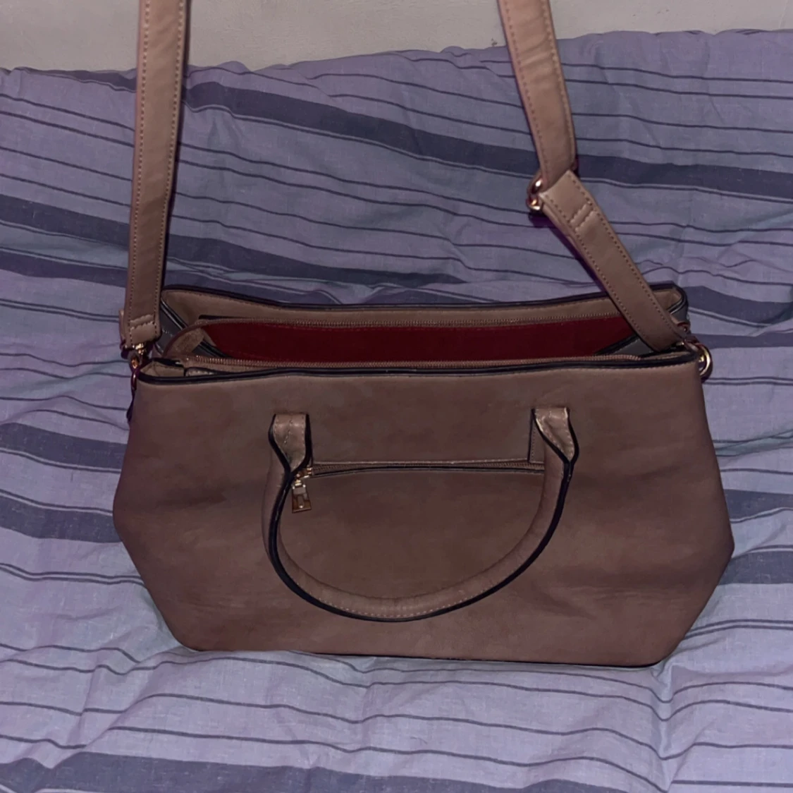 Brun och svart randig axelväska - 92