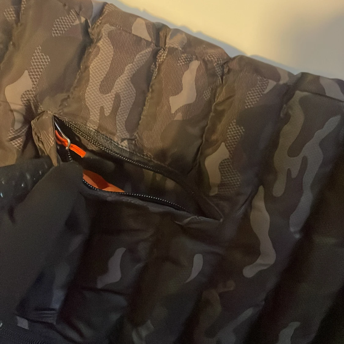 Camouflage pufferjacka från Vinson Polo Club - 93