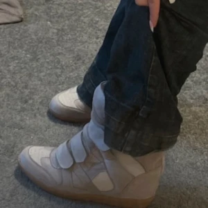 Söker isabel marantskor/ liknande/ kopior - Kan tänk mig betala runt 400-600.  Storlek 39-40