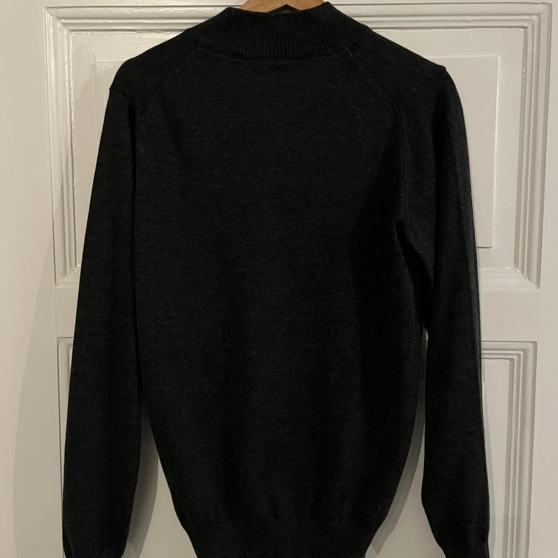 Mörkgrå tröja från Stenströms - 90