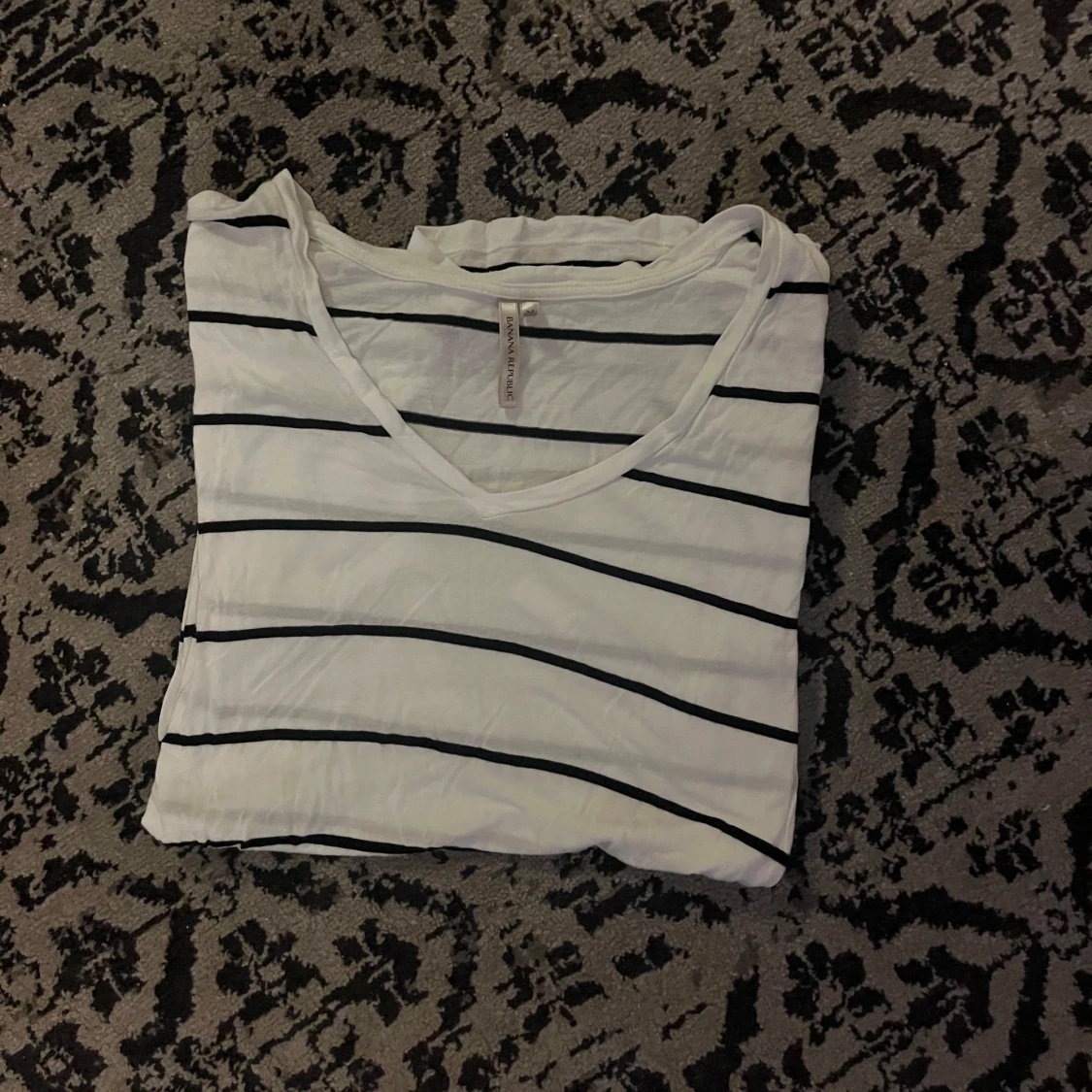 Vit och svart randig topp från Banana Republic - 90