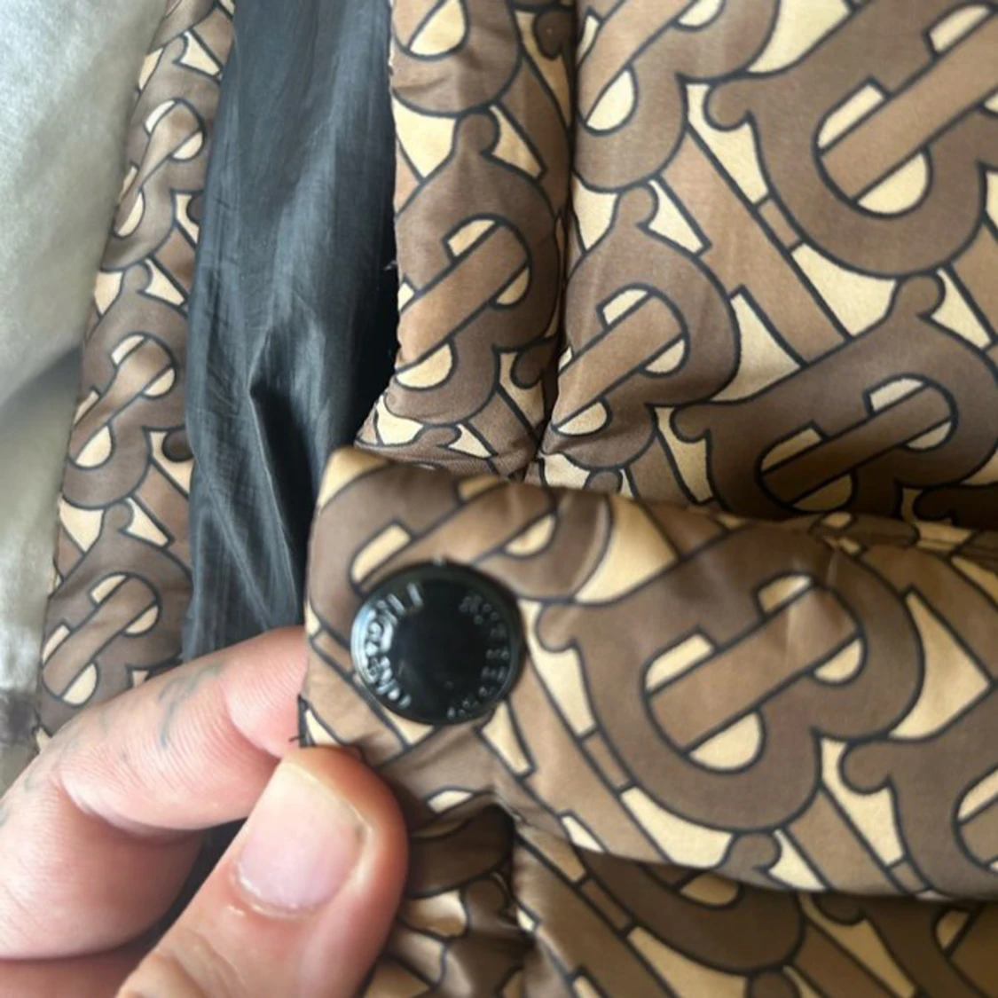 Burberyy jacka  - 93