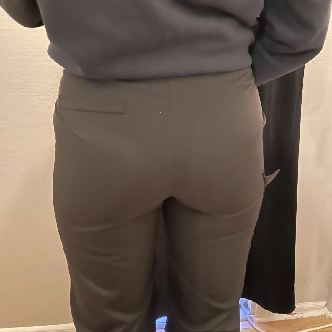 Svarta byxor med vida ben - 90