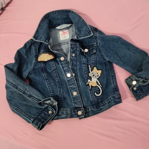 Jeans jacka stl.122 - Jeans jacka stl.122