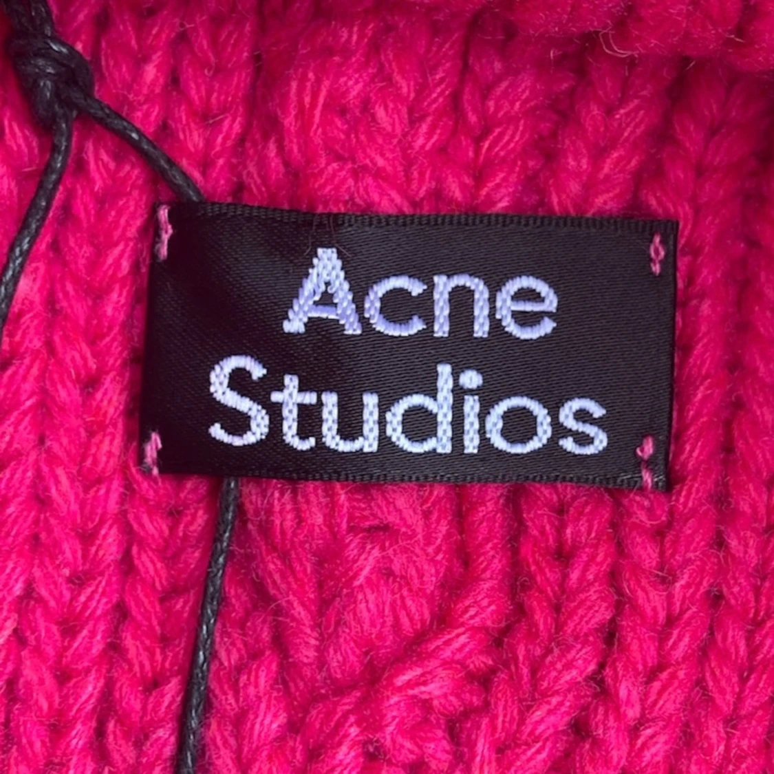 Acne Studios Mössa - 90